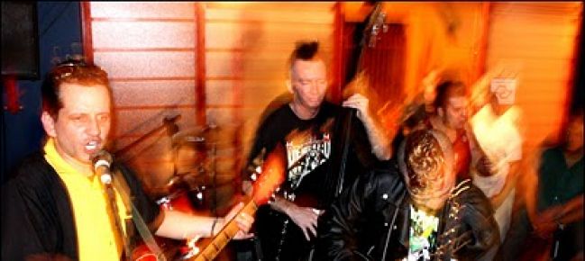 Skizoyds faz homenagem ao Cramps no Psycho Carnival